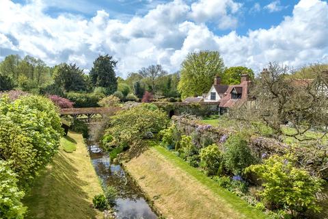 The Farmhouse Great Tangley, Wonersh Common, Guildford, GU5 0PT