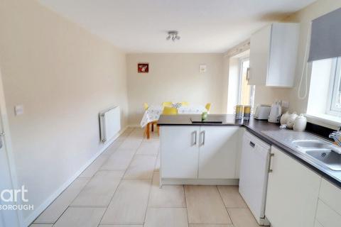 21 Barnsdale Drive, Hampton Gardens, Peterborough, PE7 8LD