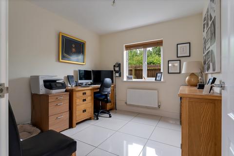 3 Bracken Close, Barleythorpe, Oakham, LE15 7UE