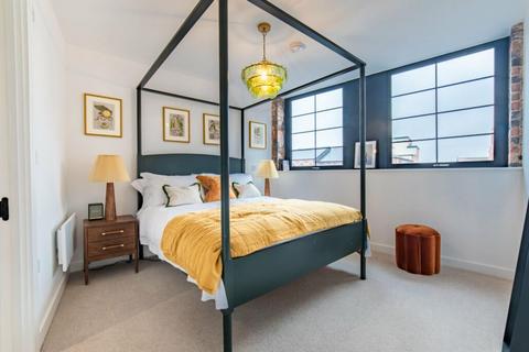 2 bedroom apartment for sale, Lockside Wharf, Scotland Street, Birmingham, B1 2RR