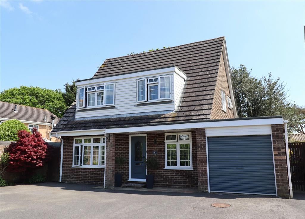 Silverdale, Barton On Sea, Hampshire... 4 bed detached house £575,000