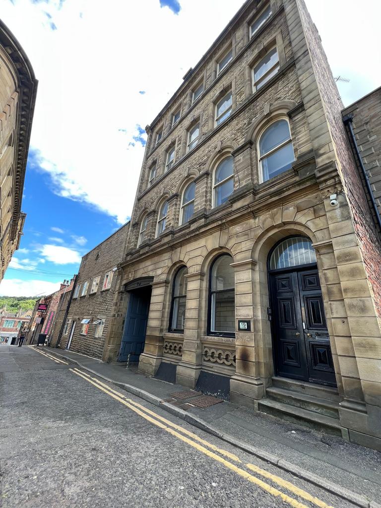 Croft Street, Dewsbury, WF13 1 bed apartment for sale £45,000