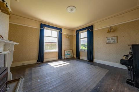 6 bedroom detached house for sale, High Street, Lydney