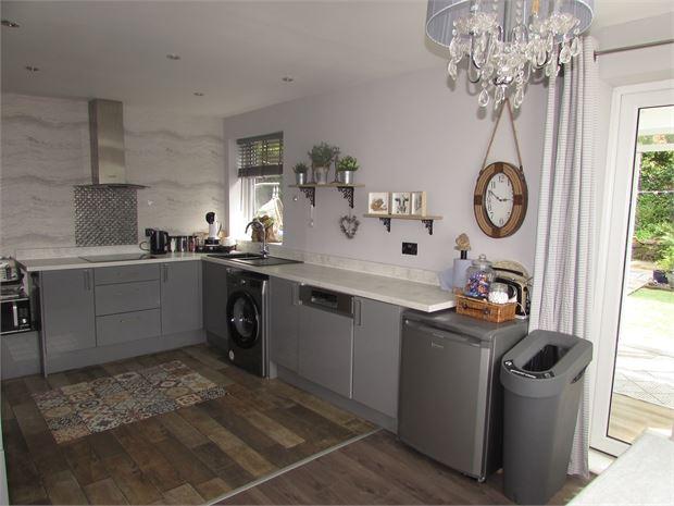 Kitchen / Diner