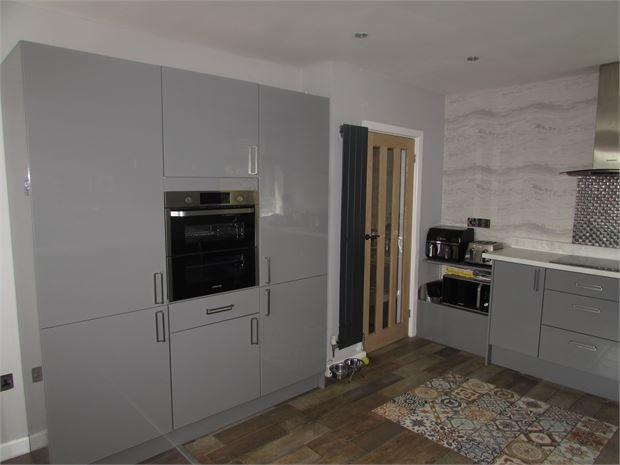 Additional Kitchen Picture