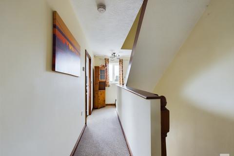 35 Ridge View Drive, Sheffield, S9 1EF