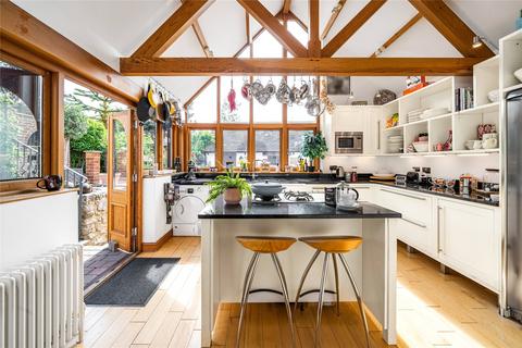 Thorley Cottage Bridgeway, Cuddington, Aylesbury, HP18 0AW