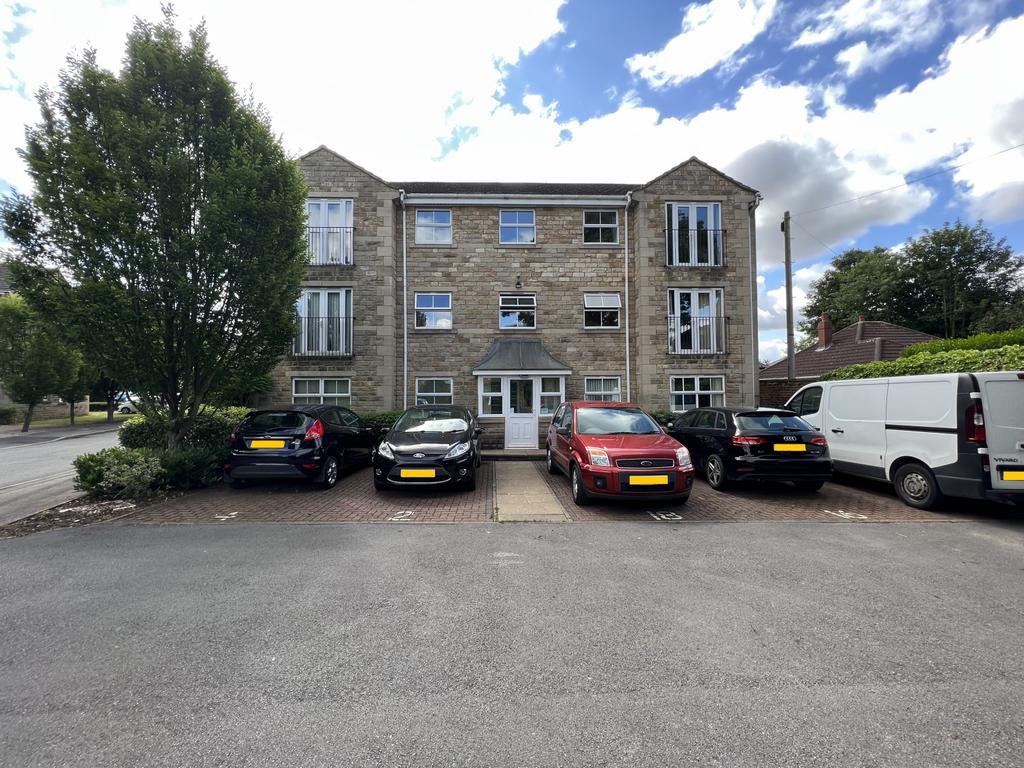 Fearnley Croft, Gomersal 2 bed apartment £695 pcm (£160 pw)