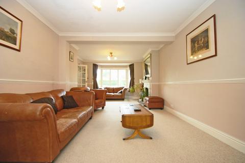 4 bedroom detached house for sale, Crabtree Close, Beaconsfield, HP9