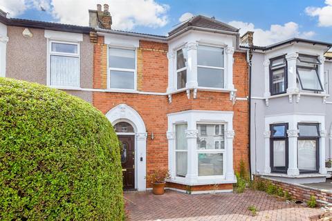 3 bedroom terraced house for sale, Lansdowne Road, Ilford, Essex