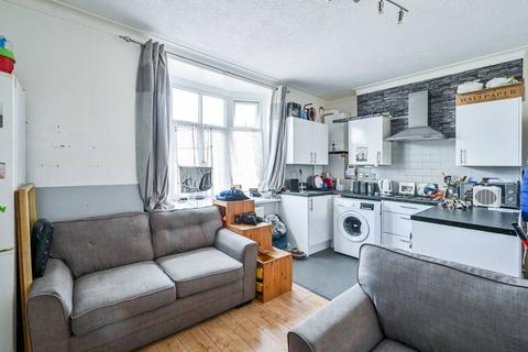 177a Bromley Road, London, SE6 2PG