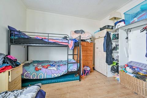 177a Bromley Road, London, SE6 2PG