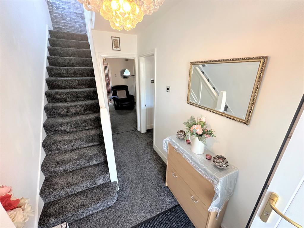 Ramsey Avenue Preston PR1 6ER 3 bed semidetached house £187,500