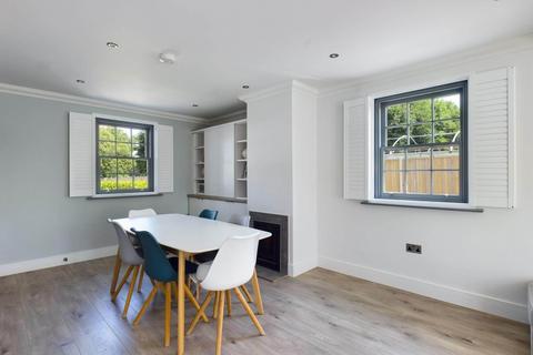 4 bedroom link detached house for sale, St Lawrence