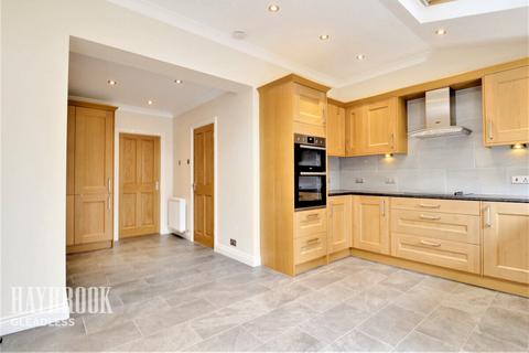 126 Berners Road, Sheffield, S2 2BB