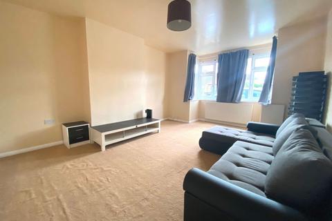23 Greenview Drive, Northampton, NN2 7LA