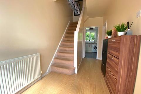 23 Greenview Drive, Northampton, NN2 7LA