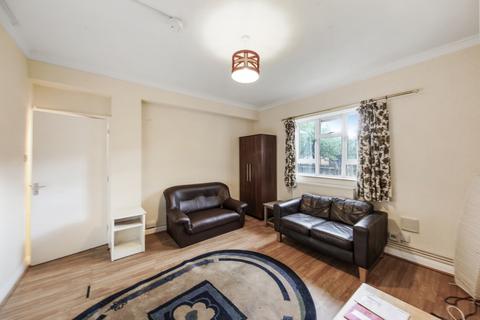 4 bedroom maisonette to rent, Willingham Close, Kentish Town, London