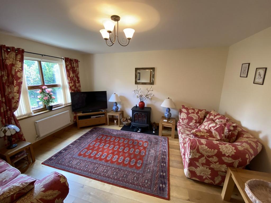 Trem Y Cwm, Llangynin, St. Clears, Carmarthen, SA33 4 bed detached