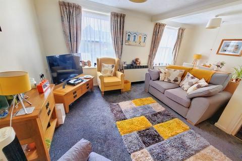 1 bedroom flat for sale, Blandford Town Centre