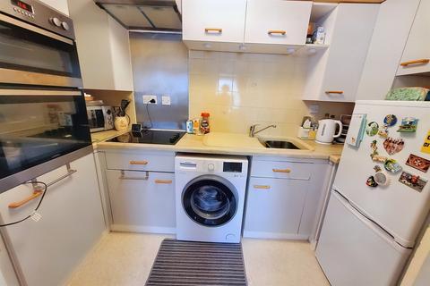 1 bedroom flat for sale, Blandford Town Centre