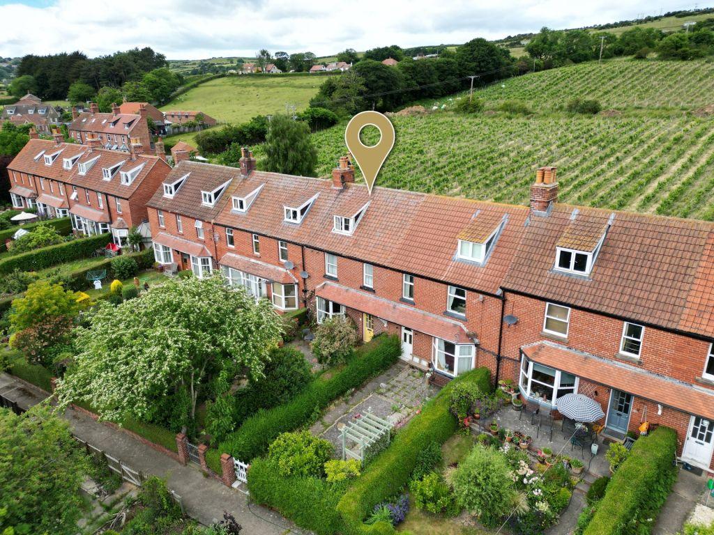 7 Elm Grove, Robin Hoods Bay 3 bed terraced house £375,000