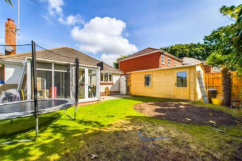 2 bedroom bungalow for sale, Bendigo Road, Christchurch, Dorset, BH23