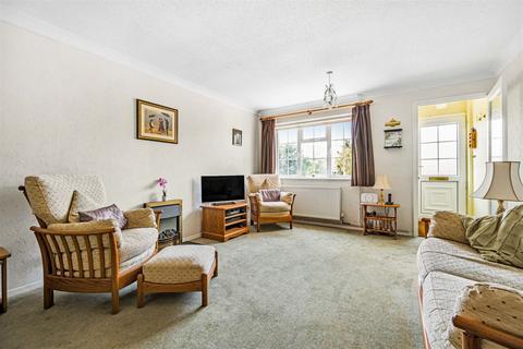 42 Barnsnap Close, Horsham, RH12 5XY