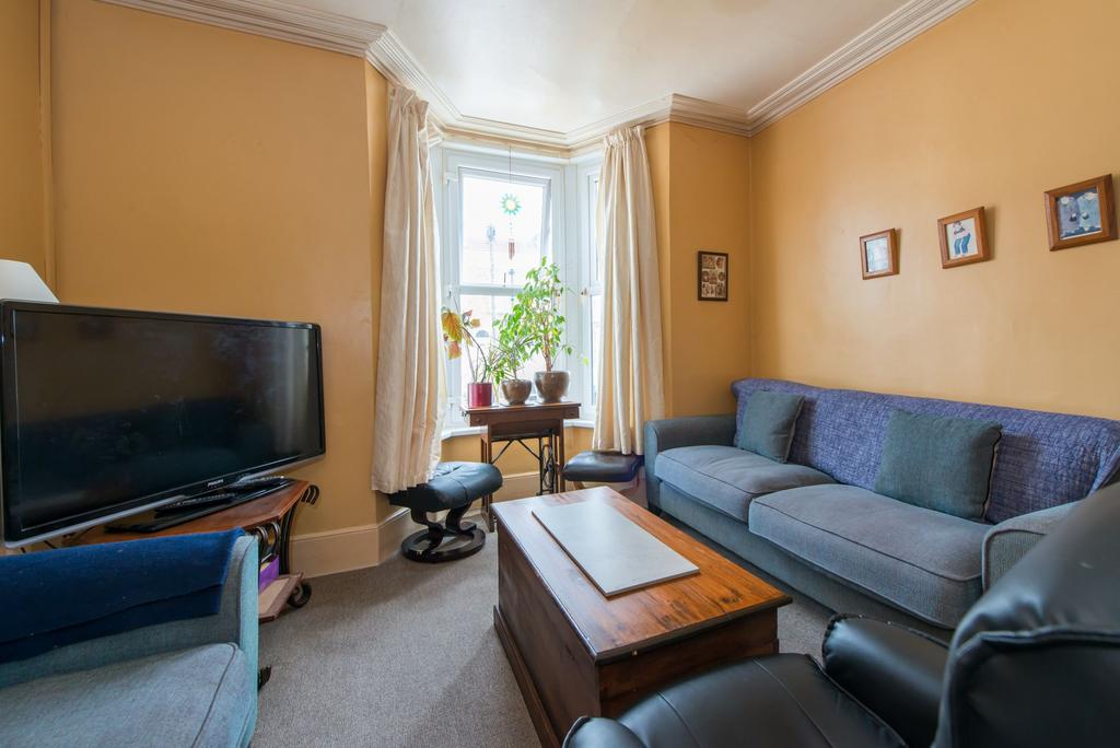 Vale Road, Ramsgate, CT11 1 bed for sale £170,000