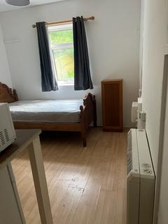 1 bedroom flat to rent, Russell Rise, Luton, Bedfordshire, LU1