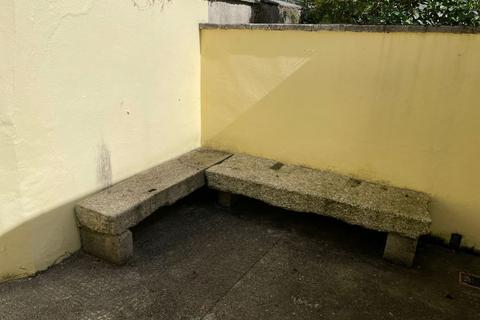 20 Queen Street, Lostwithiel, PL22 0AD