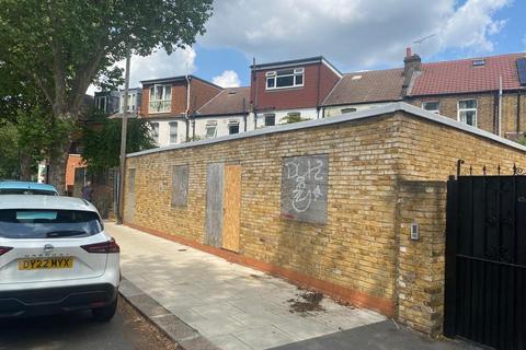 45b Manor Road, London, W13 0JA