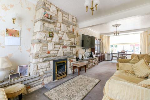 2 Ainslie Wood Gardens, London, E4 9BN