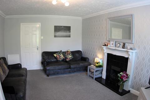 4 bedroom detached house to rent, Bishopgates Drive, Kingsmead, Northwich, CW9