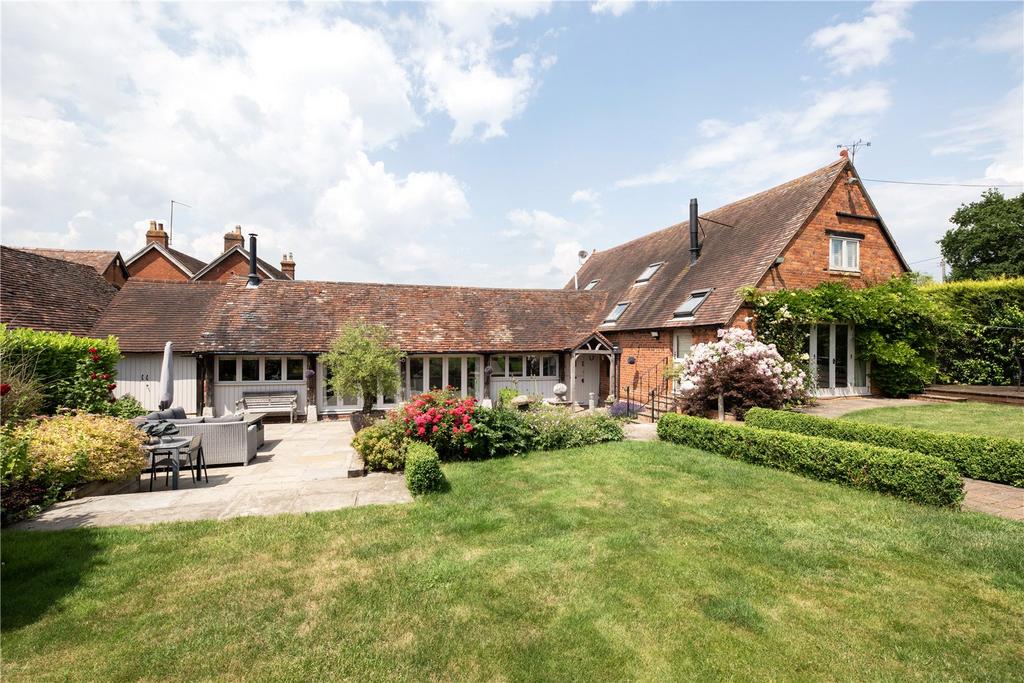 Spernal Lane, Great Alne, Alcester, Warwickshire, B49 5 bed detached