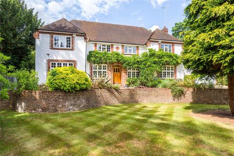12 Nancy Downs, Watford, WD19 4NF
