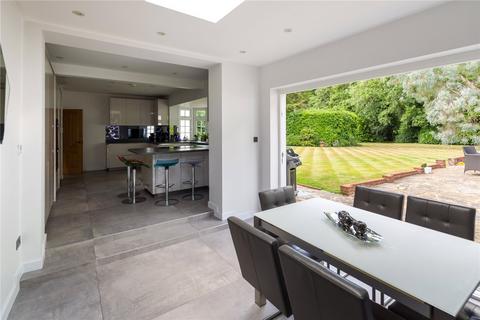 12 Nancy Downs, Watford, WD19 4NF