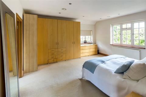 12 Nancy Downs, Watford, WD19 4NF