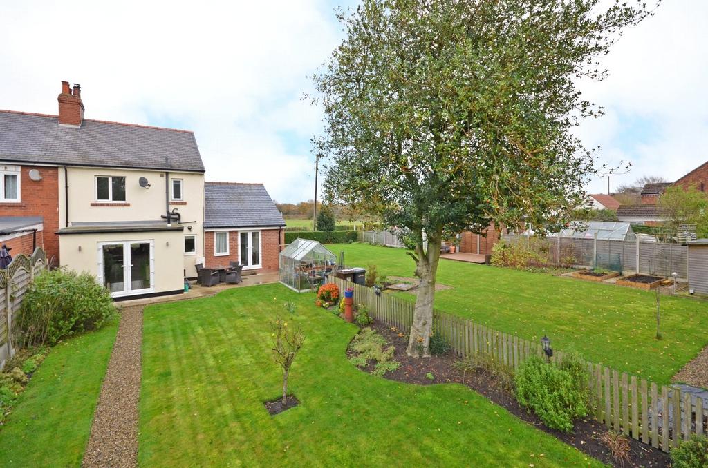 Holly Tree House, Henwick Hall, Burn, Selby, YO8 4 bed semidetached
