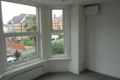 2 bedroom flat to rent, The Hartleys, Exmouth