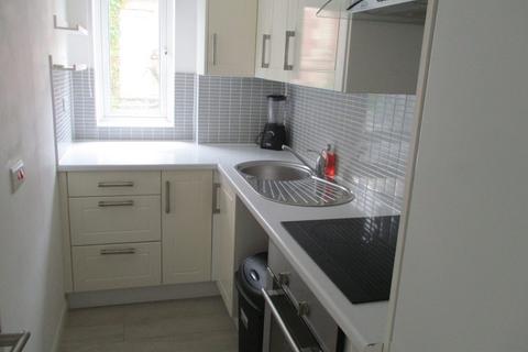 2 bedroom flat to rent, The Hartleys, Exmouth