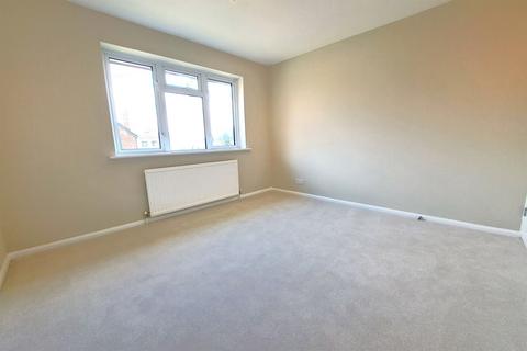 2 bedroom flat for sale, Beech Court, Marlow