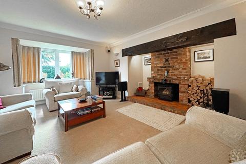 4 bedroom detached house for sale - Fletcher Grove, Knowle, B93