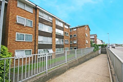 2 bedroom flat for sale, Eastern Avenue, Ilford, Essex, IG2