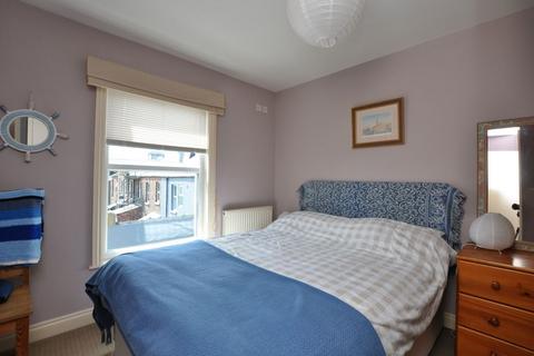 Flat 1, 1 - 2 Gray Street, Whitby, YO21 1EP