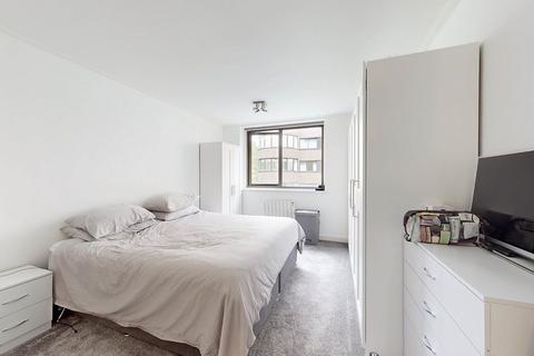 2 bedroom apartment for sale, Finchley Road, London, NW8