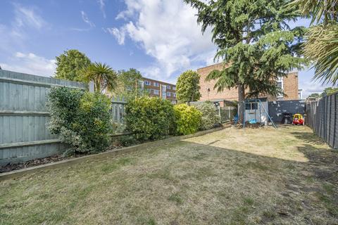 13 Lewis Road, Welling, DA16 1SD