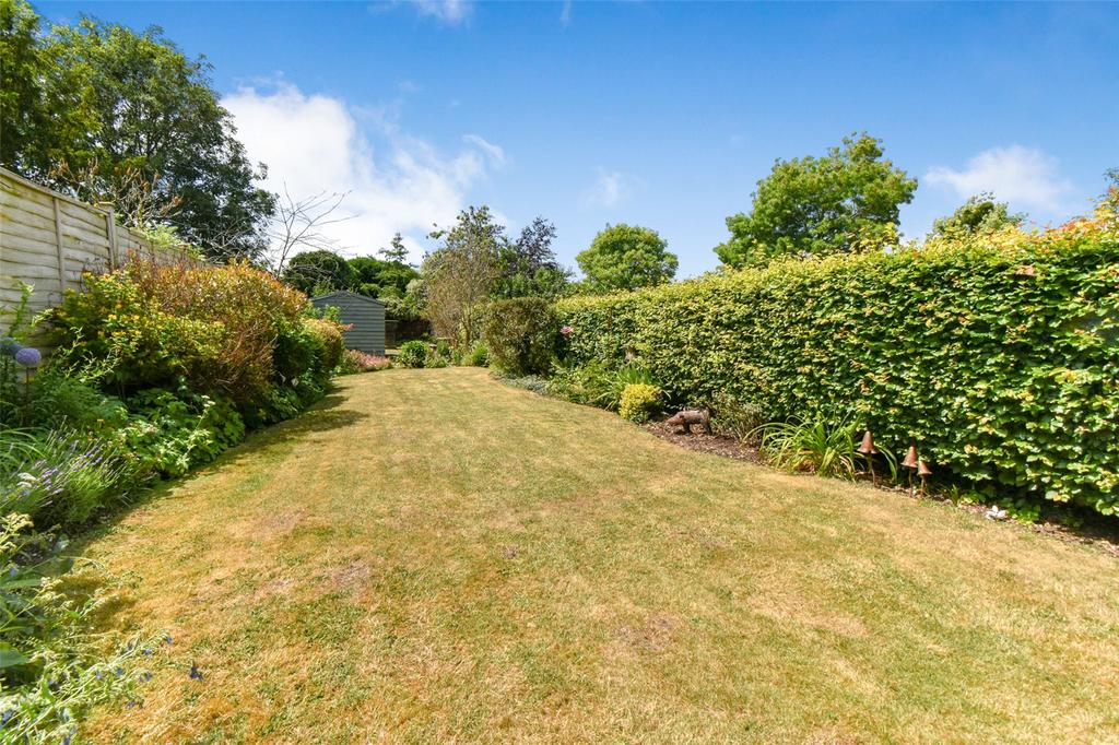 The Street, Old Basing RG24 4 bed terraced house for sale £525,000