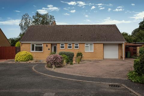 2 bedroom bungalow for sale, Norman Close, Whittlesey, PE7