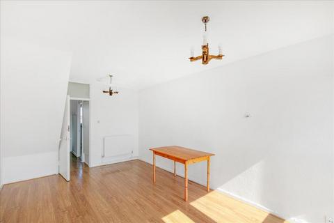 43 Lampeter Square, London, W6 8PS